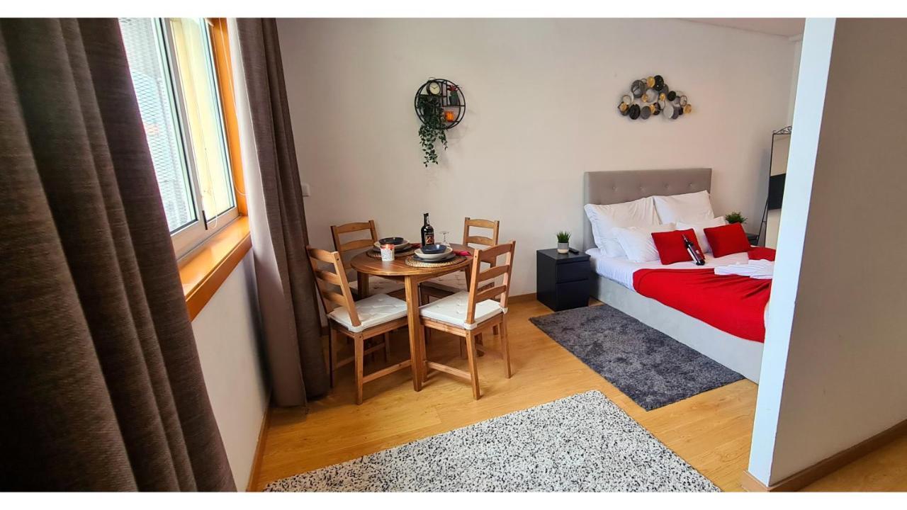 Rentalist Apartaments- Santa Catarina OOporto Exteriör bild