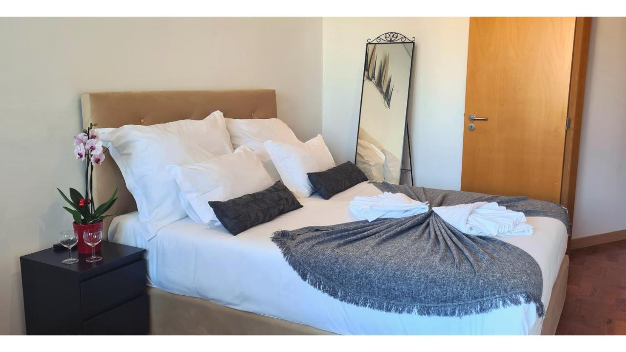 Rentalist Apartaments- Santa Catarina OOporto Exteriör bild