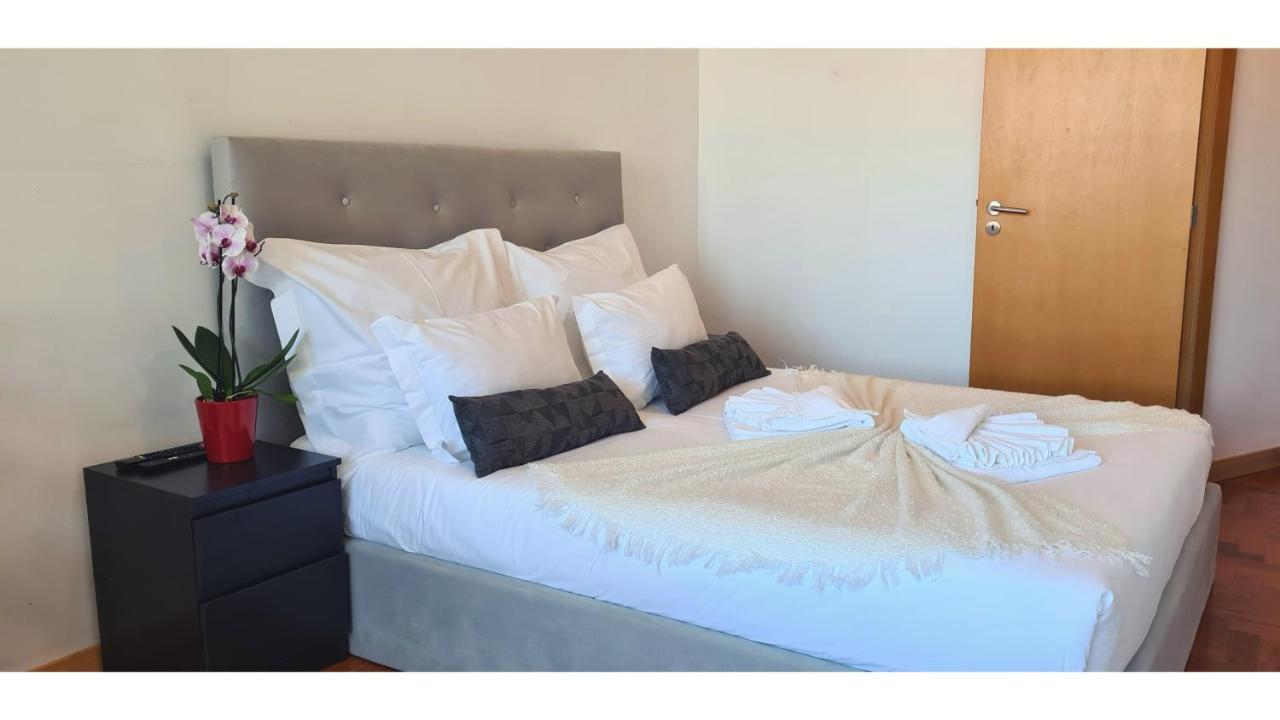 Rentalist Apartaments- Santa Catarina OOporto Exteriör bild