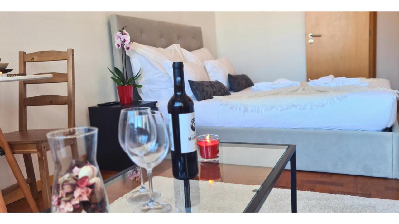 Rentalist Apartaments- Santa Catarina OOporto Exteriör bild