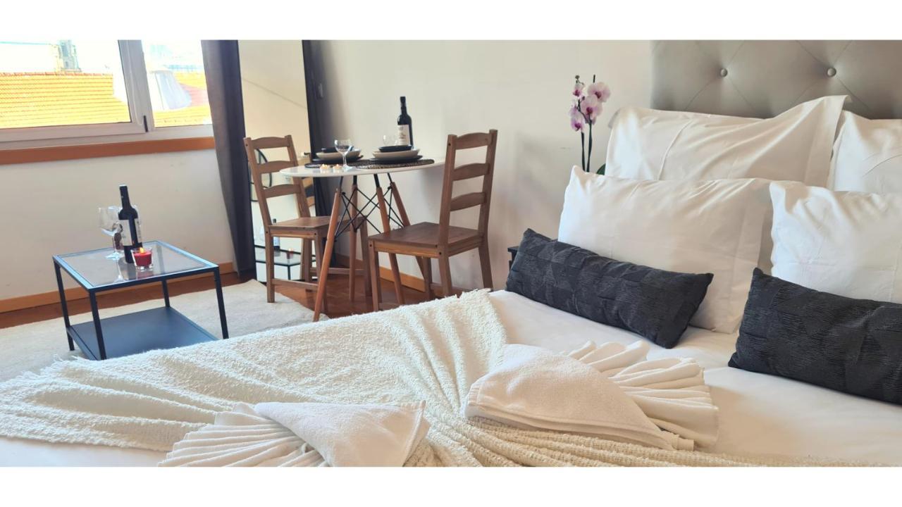 Rentalist Apartaments- Santa Catarina OOporto Exteriör bild